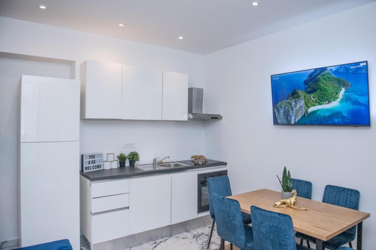 Jadran Apartment Split Bagian luar foto
