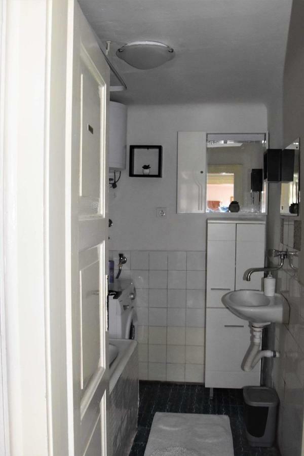 Jadran Apartment Split Bagian luar foto